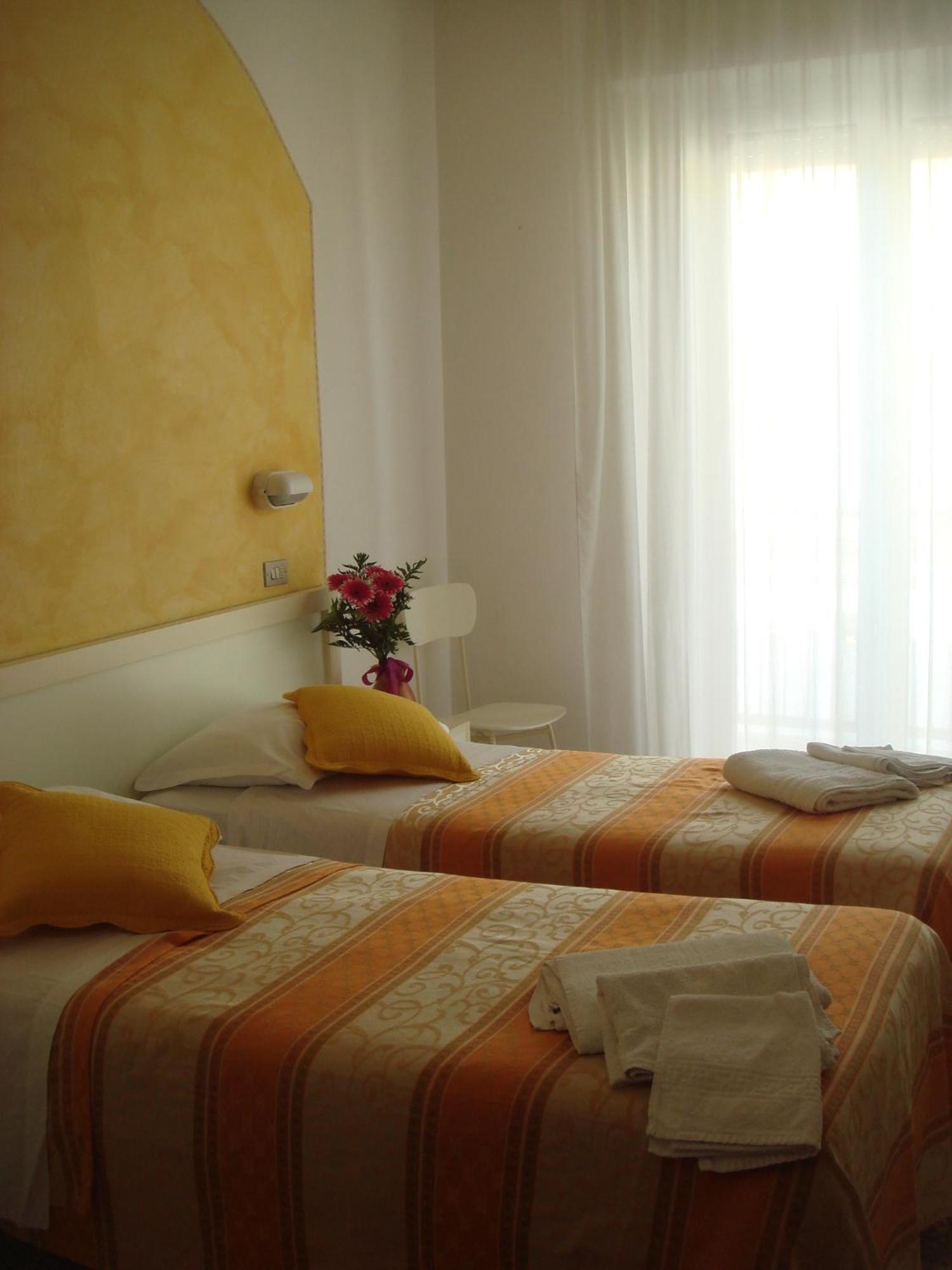 Hotel Arcade Rimini Zewnętrze zdjęcie