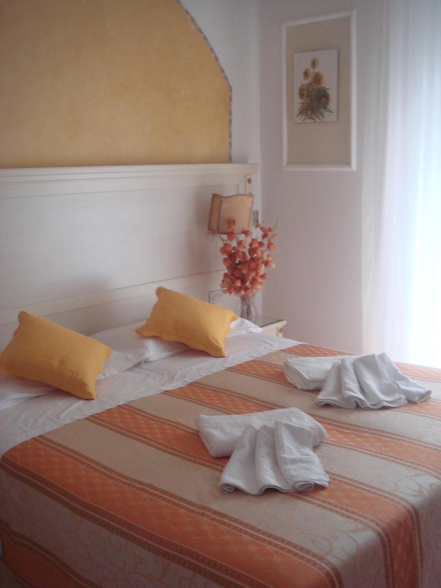 Hotel Arcade Rimini Zewnętrze zdjęcie