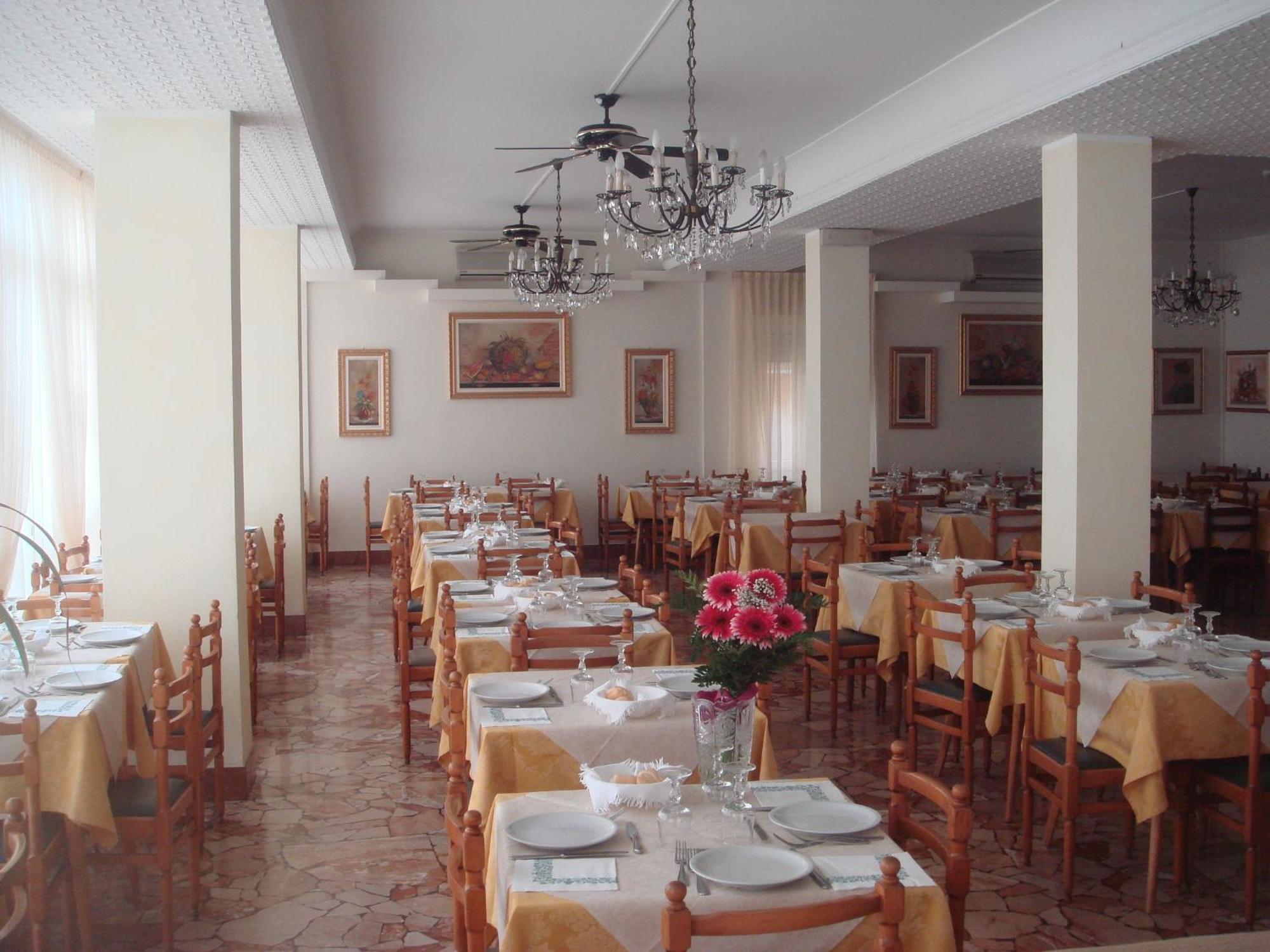 Hotel Arcade Rimini Zewnętrze zdjęcie